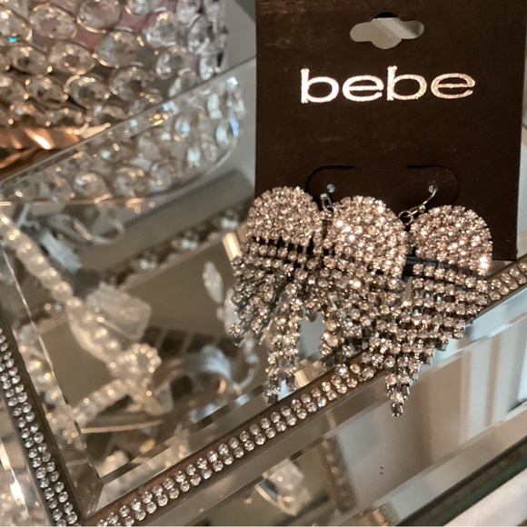 Beautiful Bebe earrings all Swarovski crystals - Picture 1 of 3